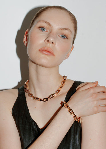Hera Necklace Rose