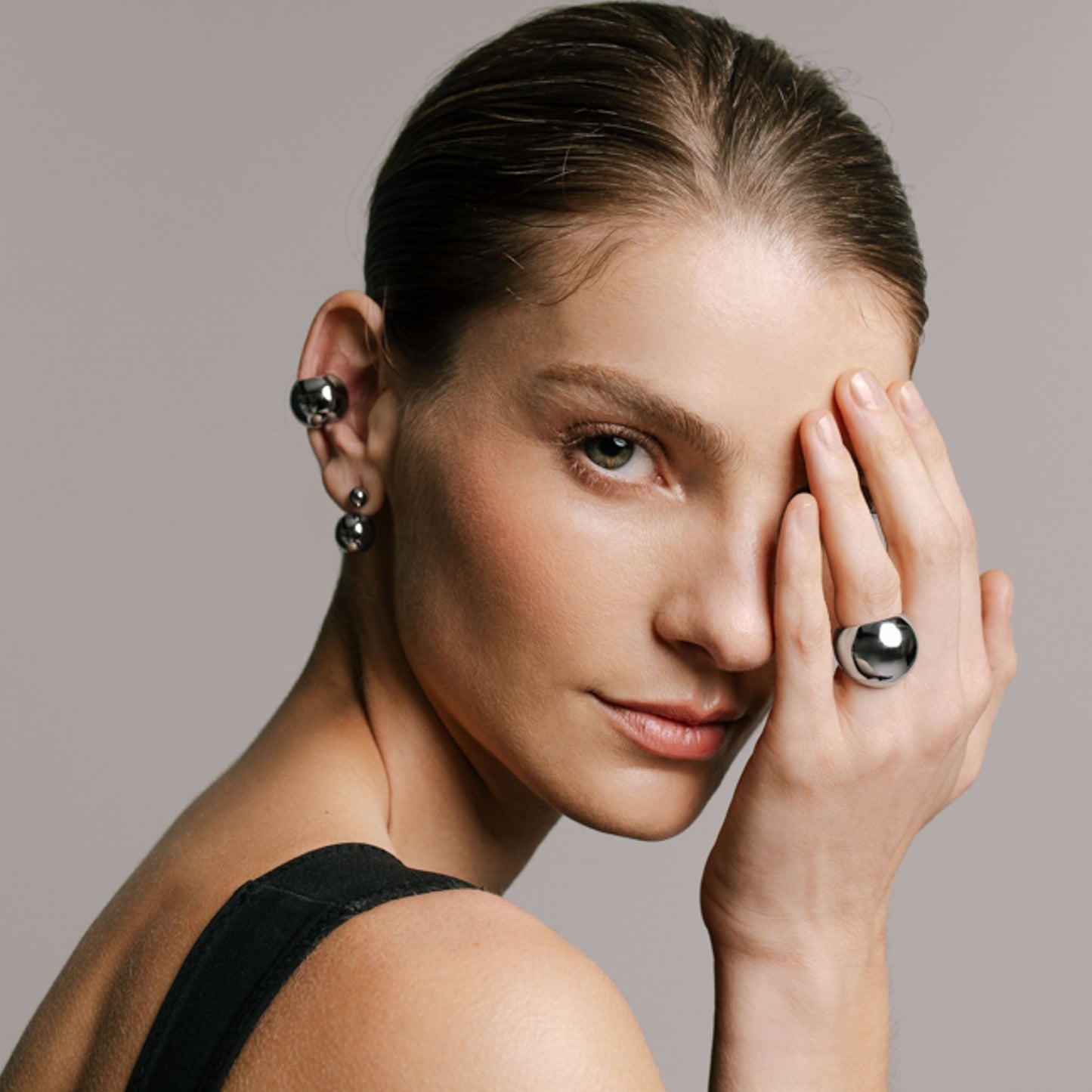 Klos Ear Cuff Silver