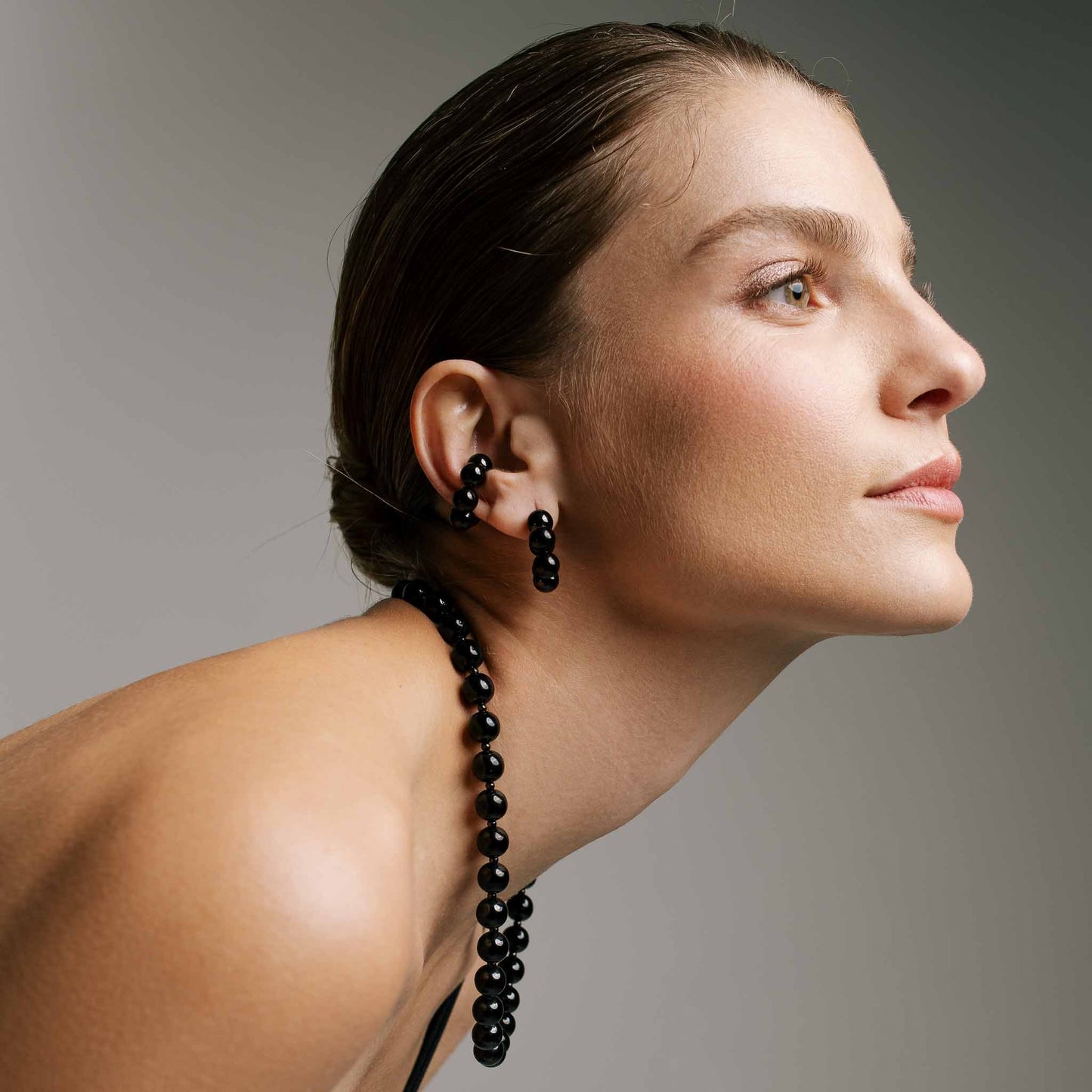 Nitis Ear Cuff Black